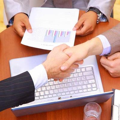 企業運營全周期支持 專業代理記賬、工商與稅務服務、資質審批一站式解決方案